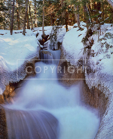 0015 Winter Waterfall - The Basin - Franconia Notch, NH