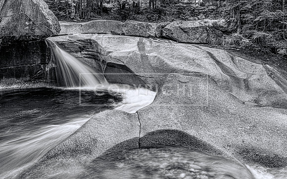 1615 BW - The Basin - Franconia Notch, NH